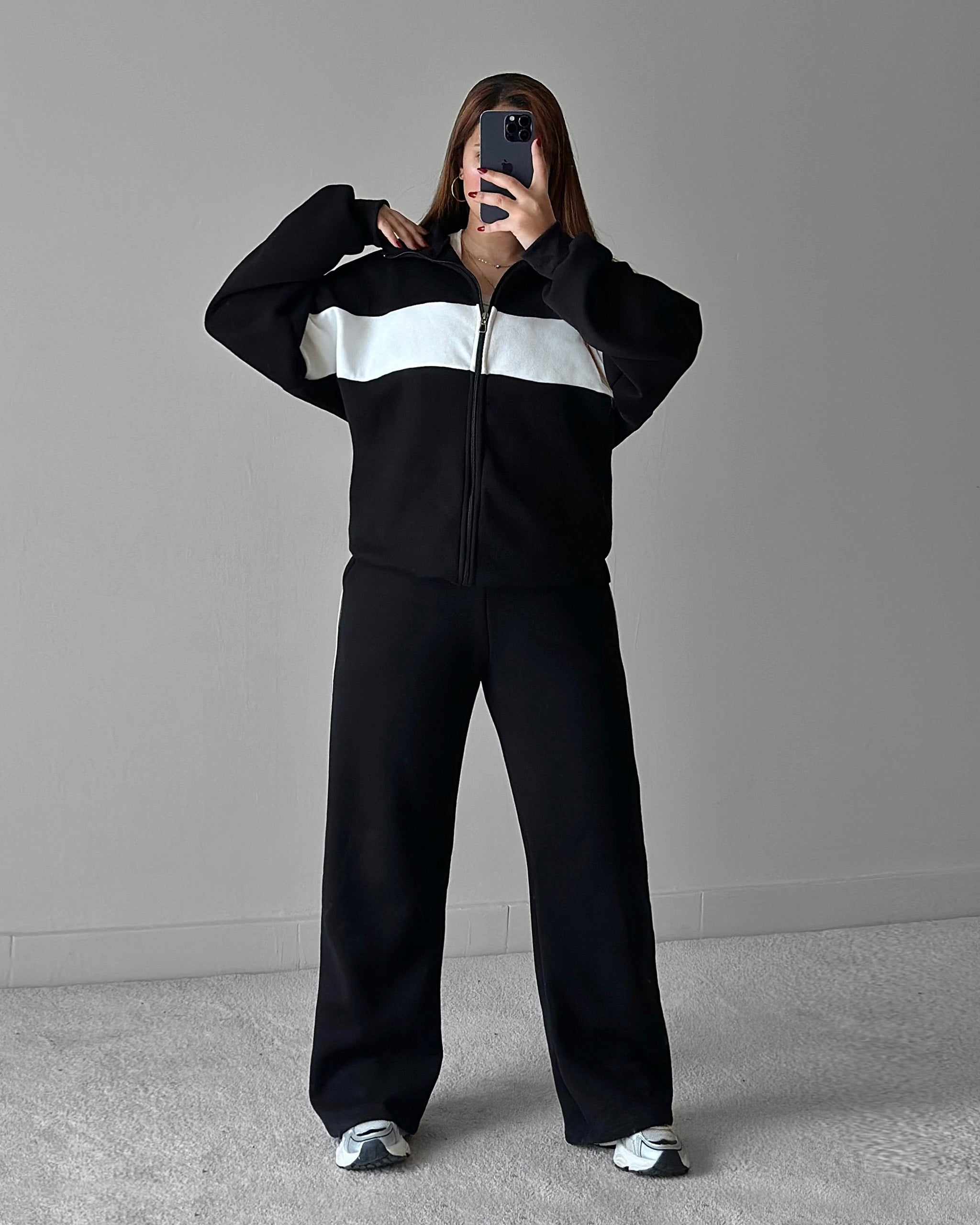 Contrast Panel Zip-Up Tracksuit | Black - Eva Fashion - Online Clothing Strore for Women