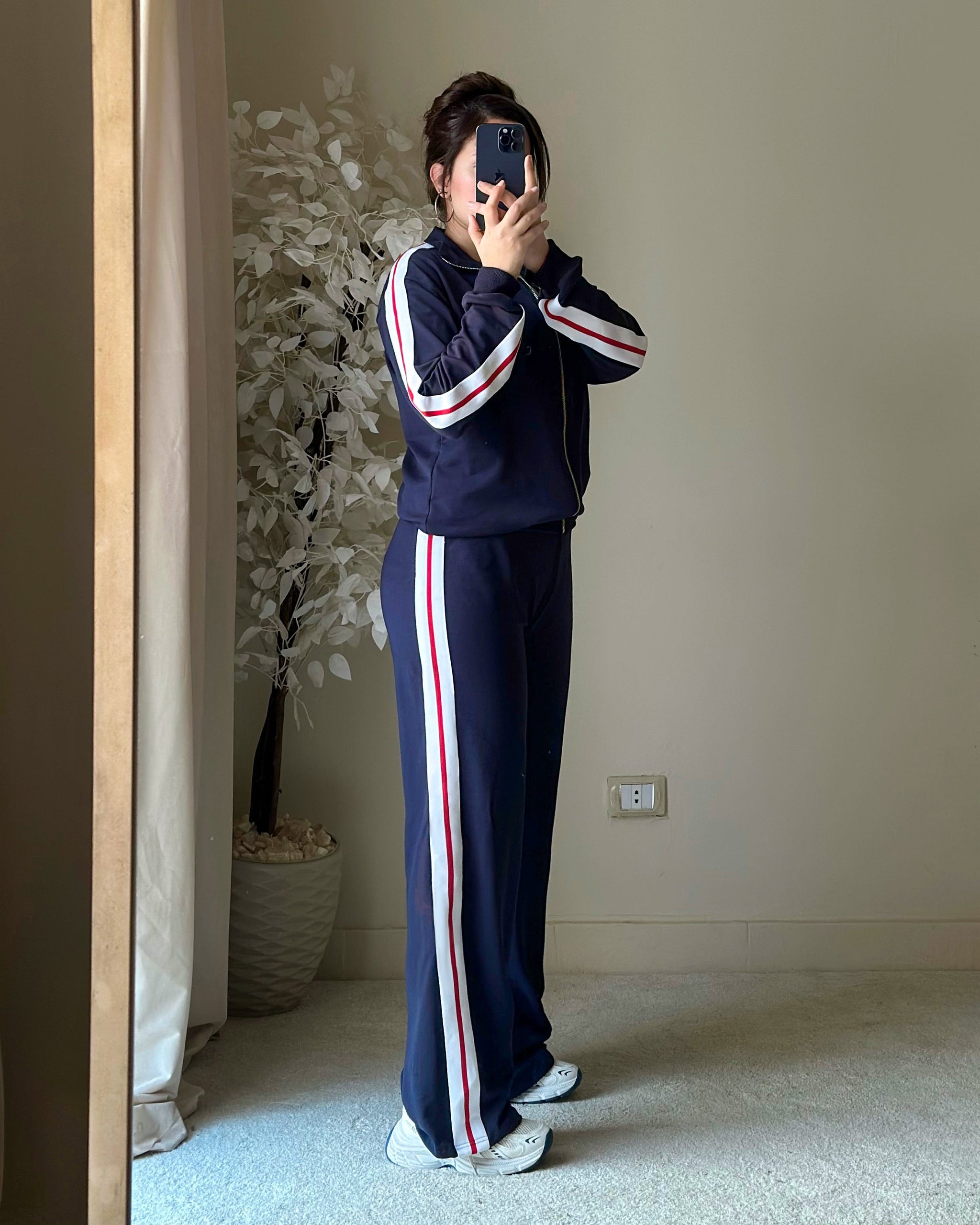 Sporty Stripe Zip-Up Tracksuit | Dark Blue - Eva Fashion - Online Clothing Store for Women