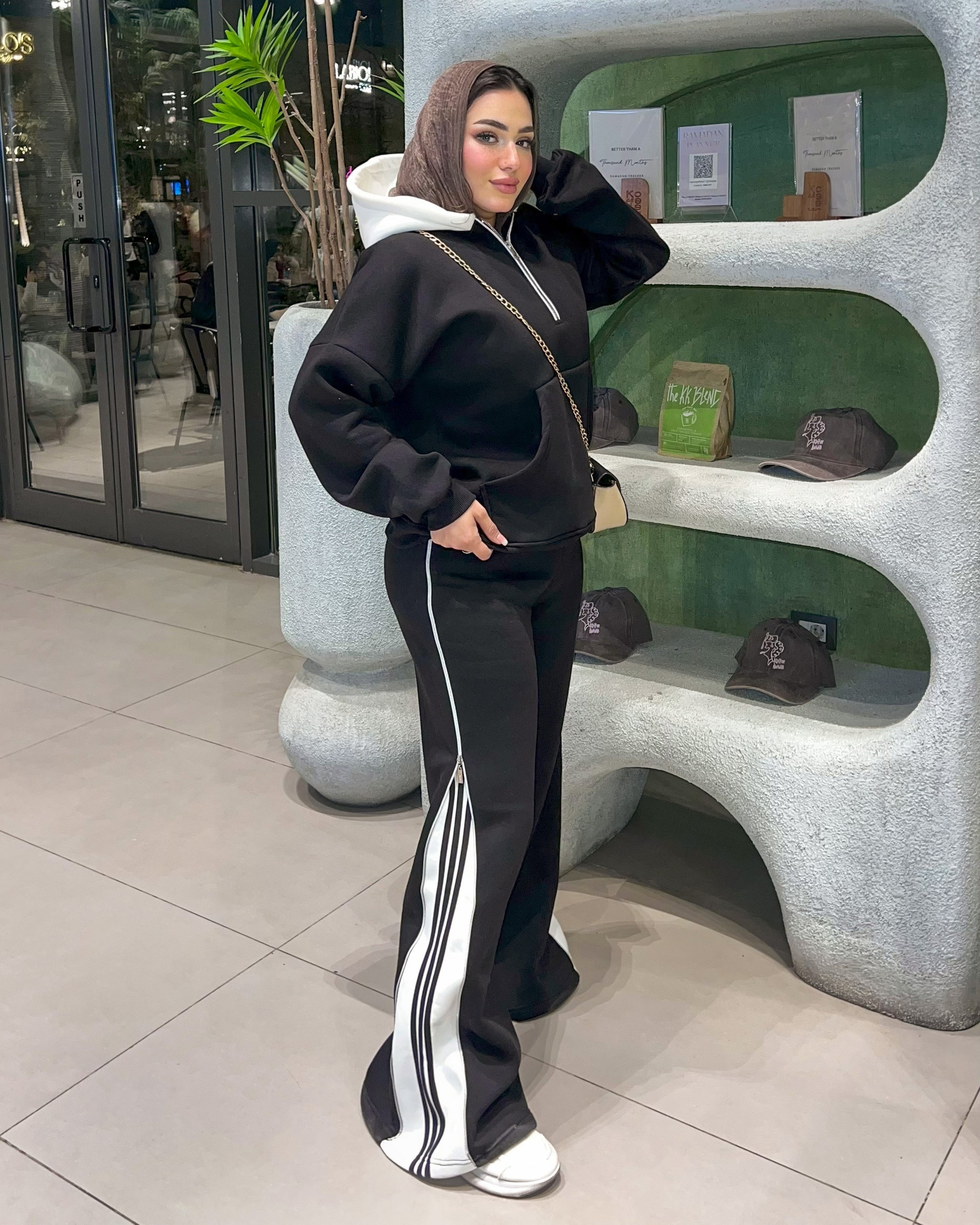 Side Zip Stripe Wide-Leg Tracksuit | Black - Eva Fashion - Online Clothing Store for Women