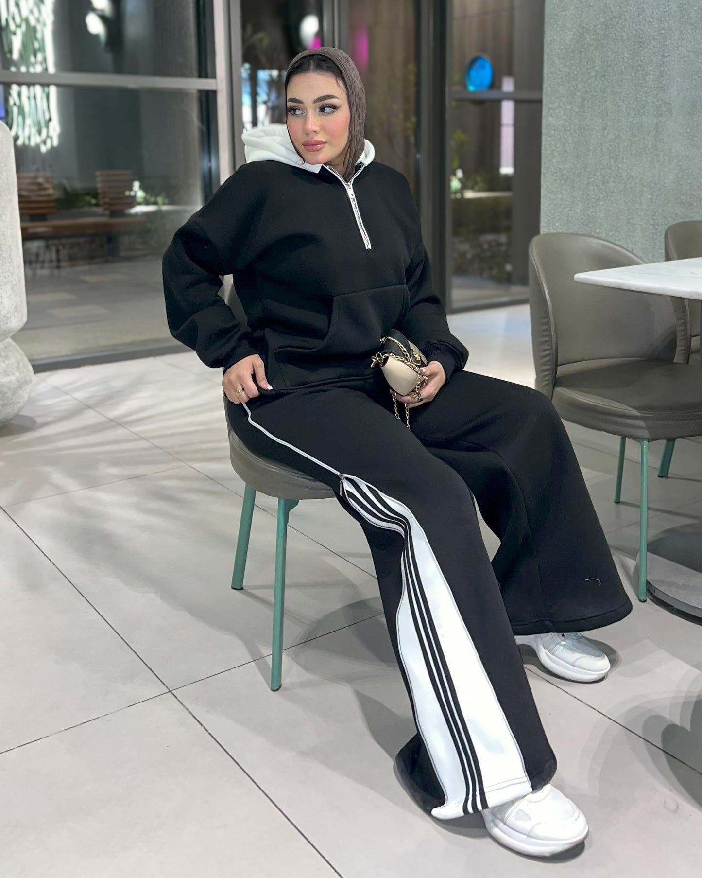 Side Zip Stripe Wide-Leg Tracksuit | Black - Eva Fashion - Online Clothing Store for Women