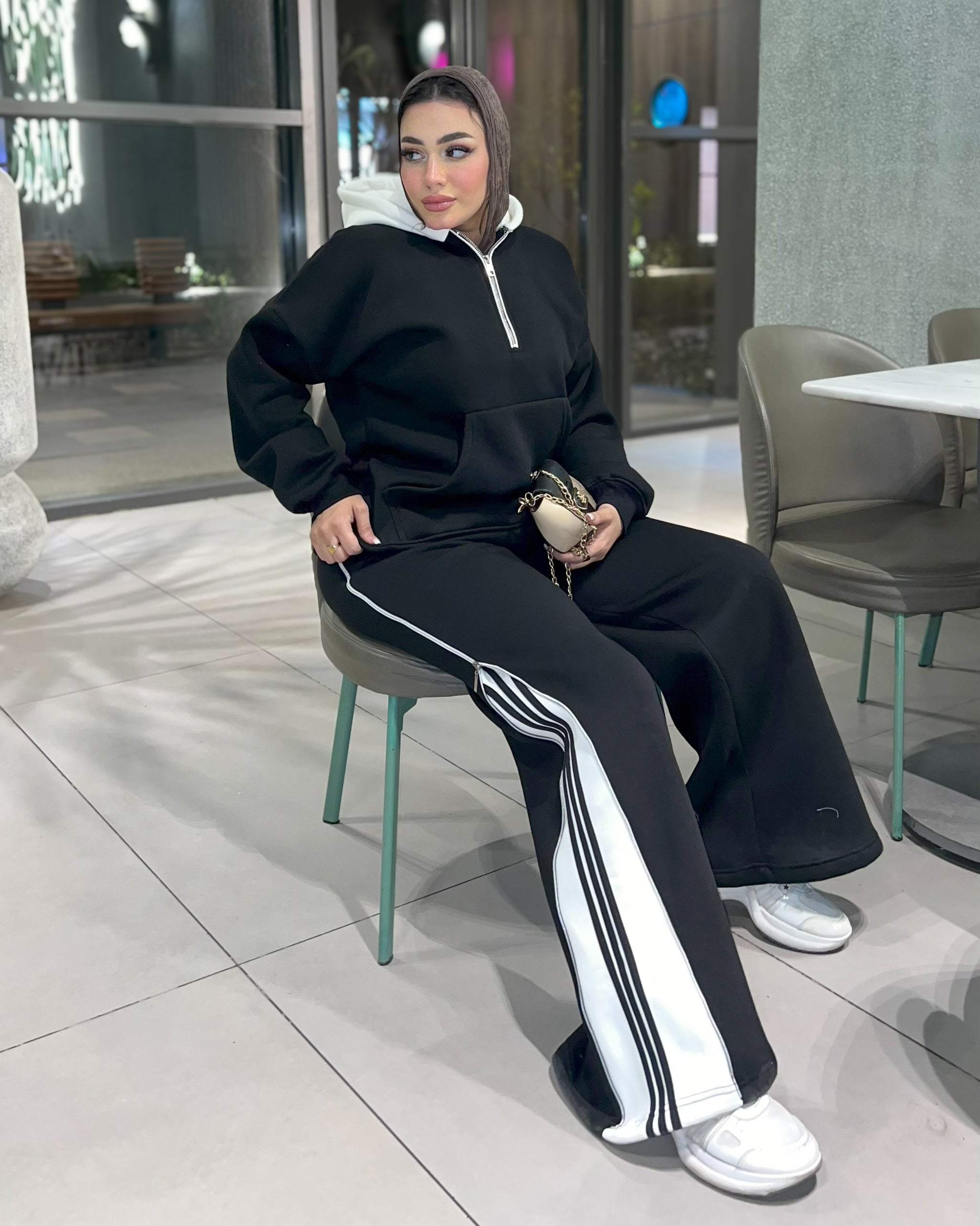 Side Zip Stripe Wide-Leg Tracksuit | Black - Eva Fashion - Online Clothing Store for Women