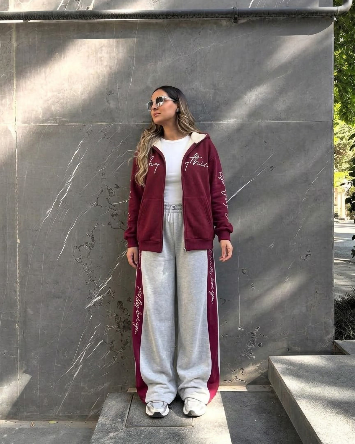Contrast Side Stripe Zip-Up Tracksuit | Burgundy - Eva Fashion - Online Clothing Store for Women