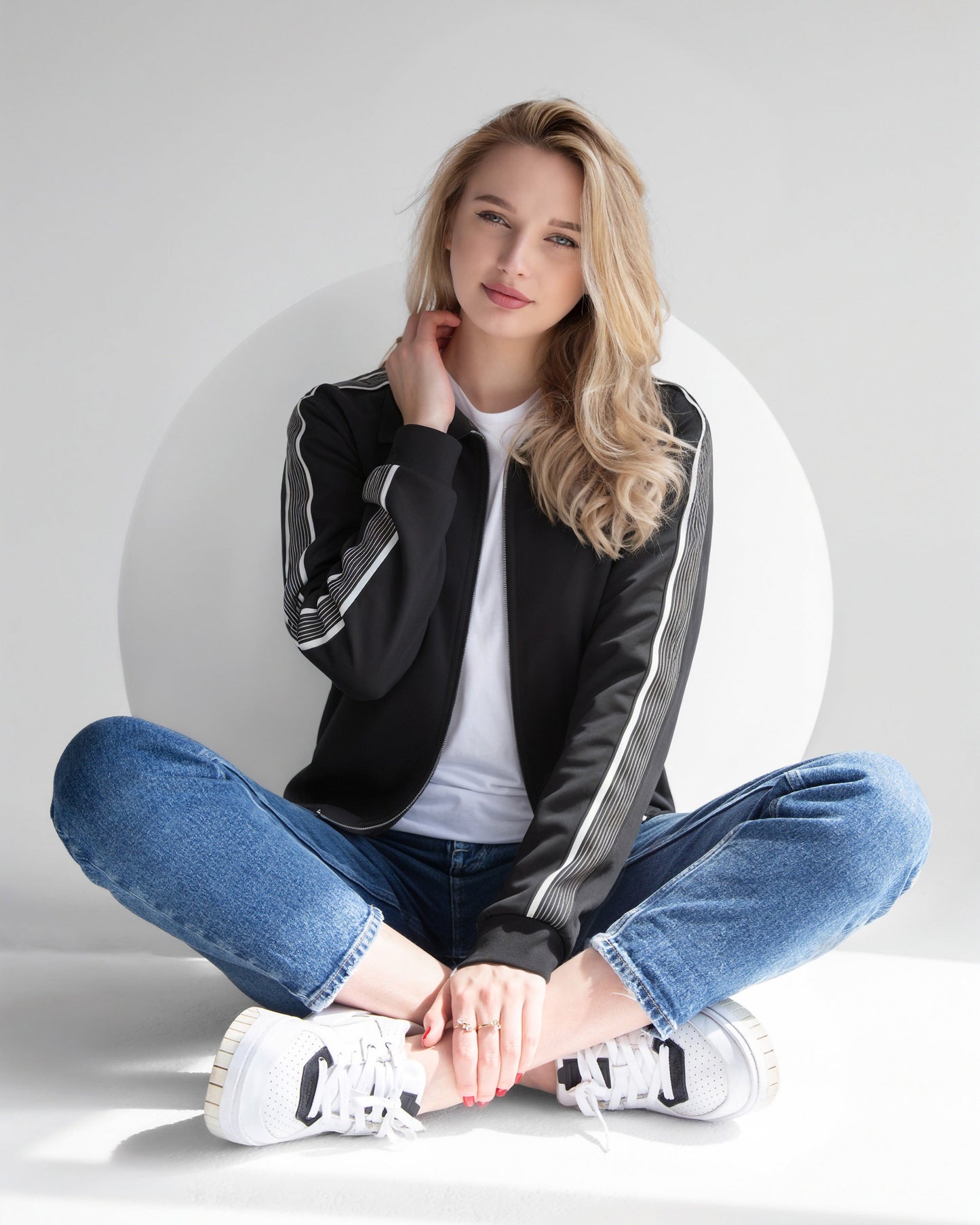 Sporty Stripe Zip Jacket | Black - Eva Fashion - Online Clothing Store for Women