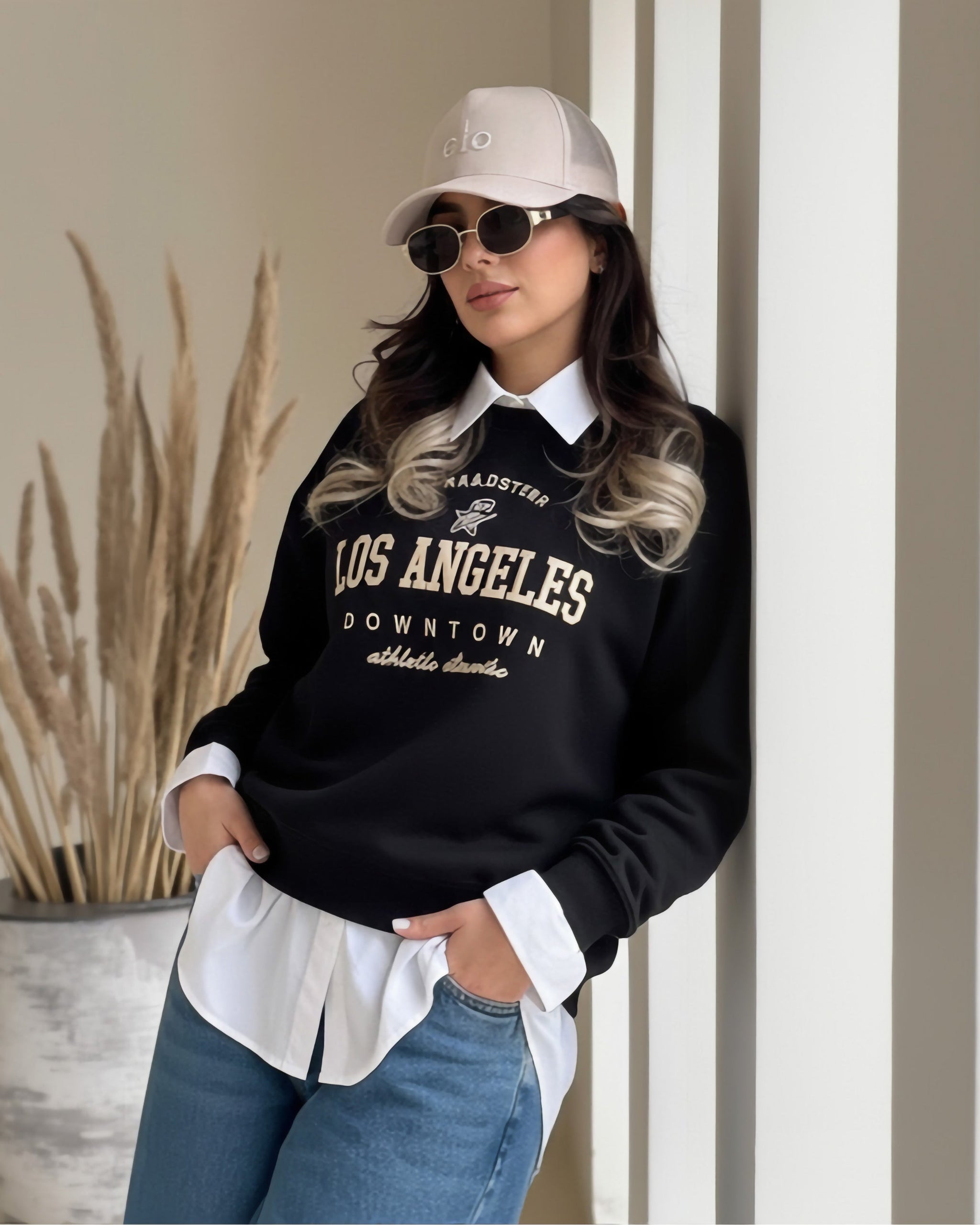 Los Angeles Letter Graphic Sweatshirt | Black - Eva Fashion - Online Clothing Store for Women