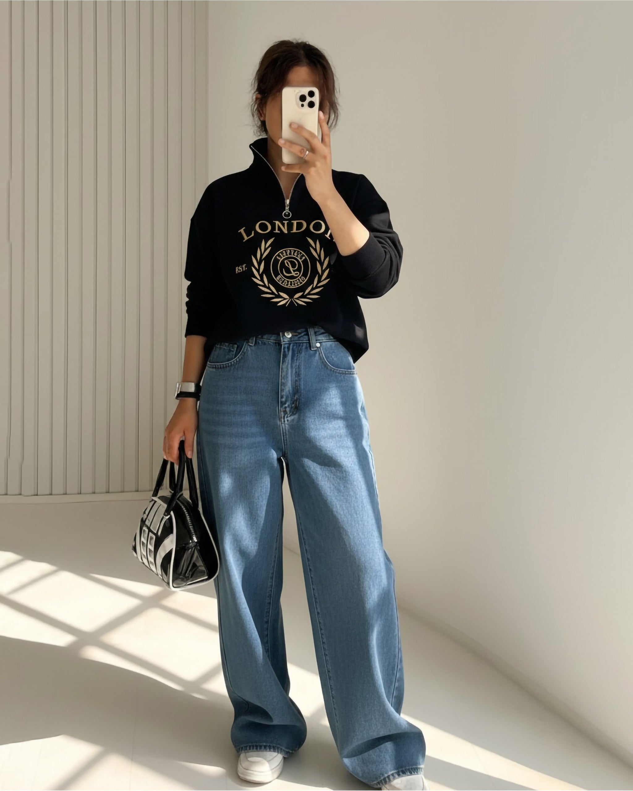 London Graphic Half Zip Sweatshirt | Black - Eva Fashion - Online Clothing Store for Women